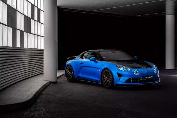 Alpine A110 R Fernando Alonso Debuts With €148,000 Price Tag
